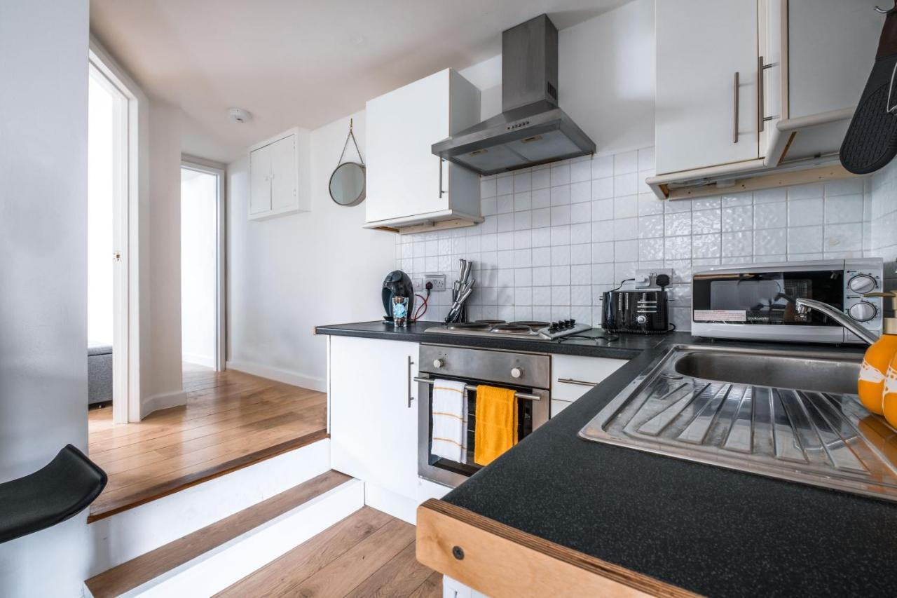 Cosy Flat In Free Parking Area, Next To Bus Stop Brighton Eksteriør bilde