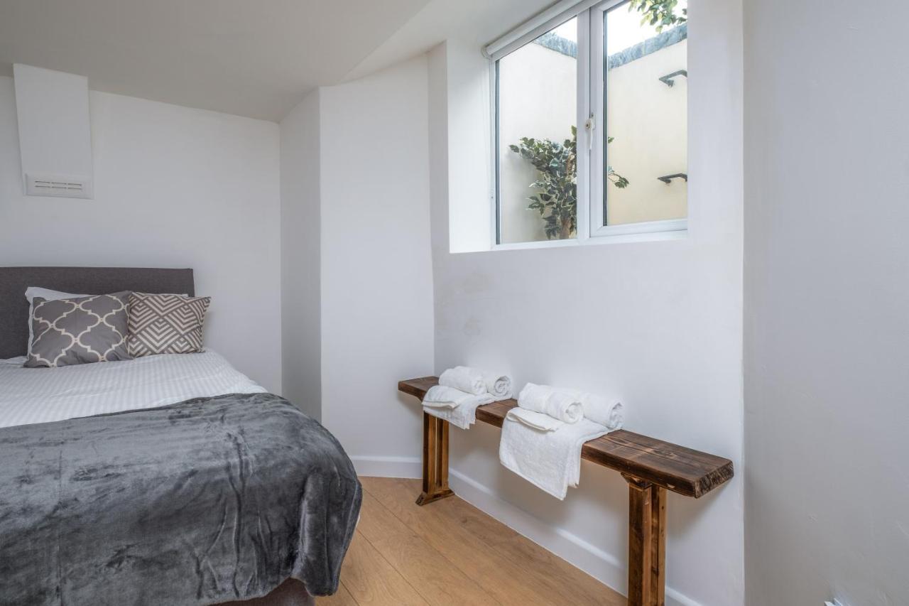 Cosy Flat In Free Parking Area, Next To Bus Stop Brighton Eksteriør bilde